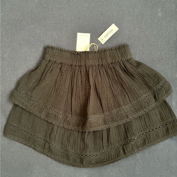 NWT Little Moon
Honeydew Skirt - Picture 2 of 5